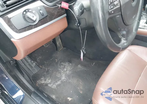 2014 BMW 528I z USA, uszkodzony, nr VIN WBA5A5C56ED508381